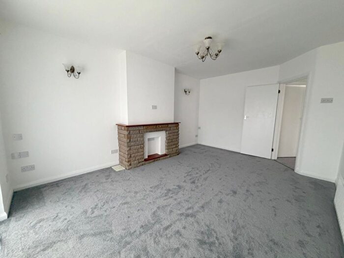 3 Bedroom Semi-detached House To Rent In Church Road, Benfleet, SS7