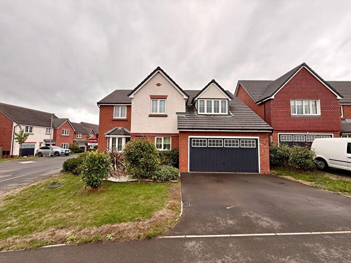 5 Bedroom Detached House To Rent In Oakmont Drive, Worcester, WR5