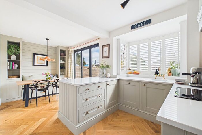 3 Bedroom Semi Detached House For Sale In Howe Hill Close, York, North Yorkshire, YO26