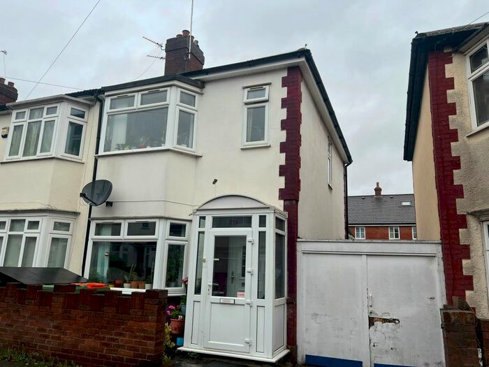 3 Bedroom Terraced House To Rent In Gresham Road, London, E16