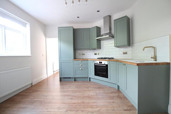 3 Bedroom House To Rent In Lloyd Park Lodge, Lloyd Park, Forest Road, E17