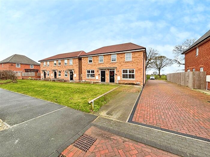 3 Bedroom Semi-Detached House For Sale In Saxon Avenue, Hatfield, Doncaster, South Yorkshire, DN7