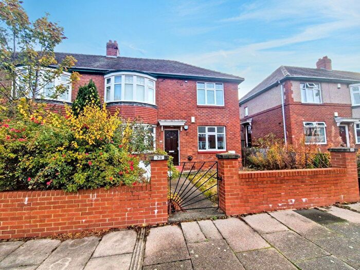 2 Bedroom Flat To Rent In Strathmore Road, Gosforth, Newcastle Upon Tyne, NE3