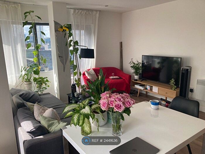 2 Bedroom Flat To Rent In Great Ancoats Street, Manchester, M4