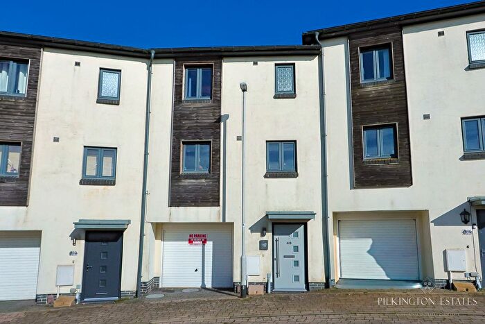 4 Bedroom Terraced House For Sale In Squirrel Close, Plymouth, Devon, PL6