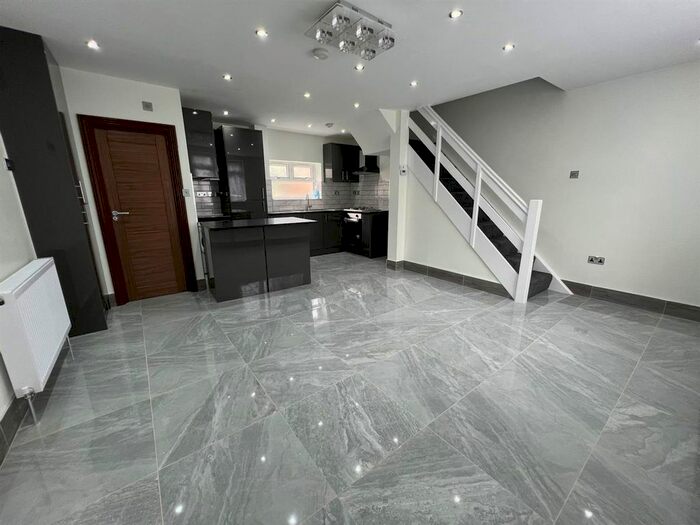 2 Bedroom Detached House To Rent In Felixstowe Road, London, N9