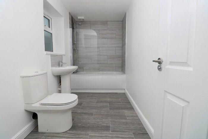 1 Bedroom Flat To Rent In Sutcliffe Avenue, Grimsby DN33