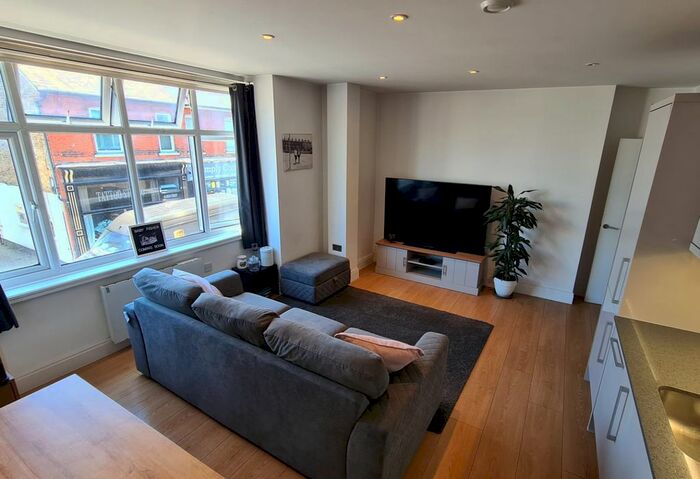 1 Bedroom Flat To Rent In Woburn House, High Street, Addlestone, KT15