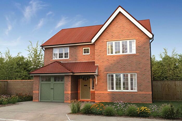 3 Bedroom Detached House For Sale In Brooklime Road, Warwick, CV34