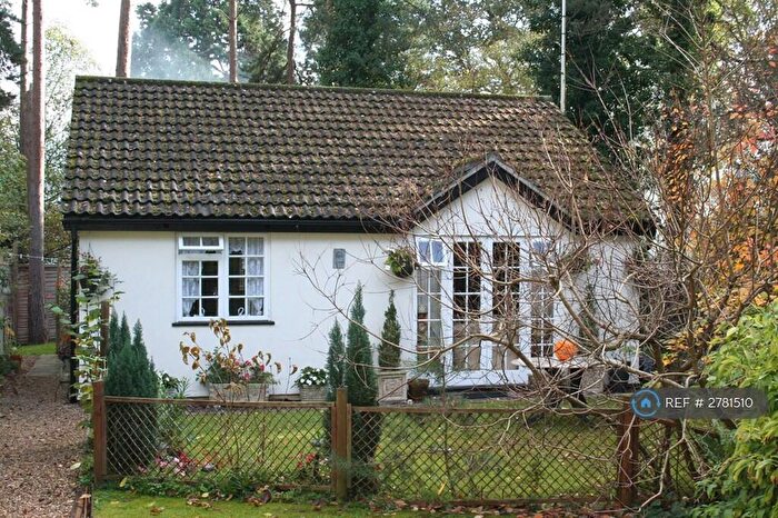 2 Bedroom Bungalow To Rent In Lakeside, Finchampstead, Wokingham, RG40