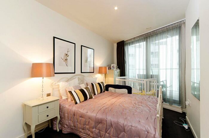 2 Bedroom Flat To Rent In Baltimore Wharf, Tower Hamlets, London, E14