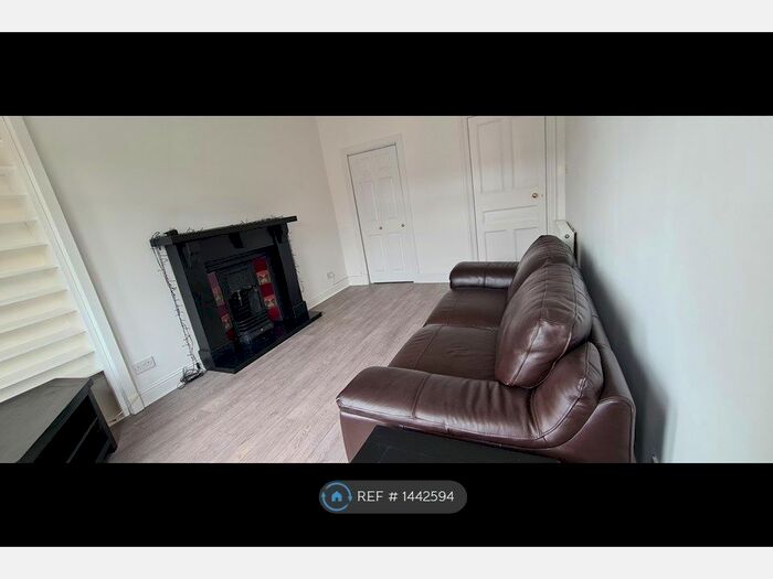1 Bedroom Flat To Rent In Exeter Drive, Glasgow, G11