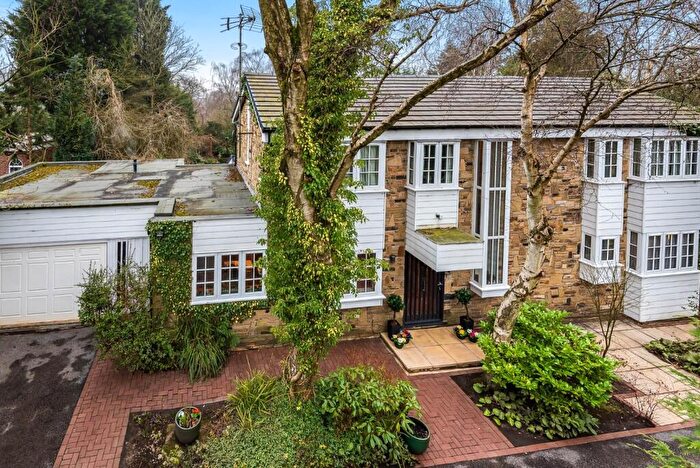 5 Bedroom Detached House For Sale In Sandmoor Lane, Alwoodley, LS17