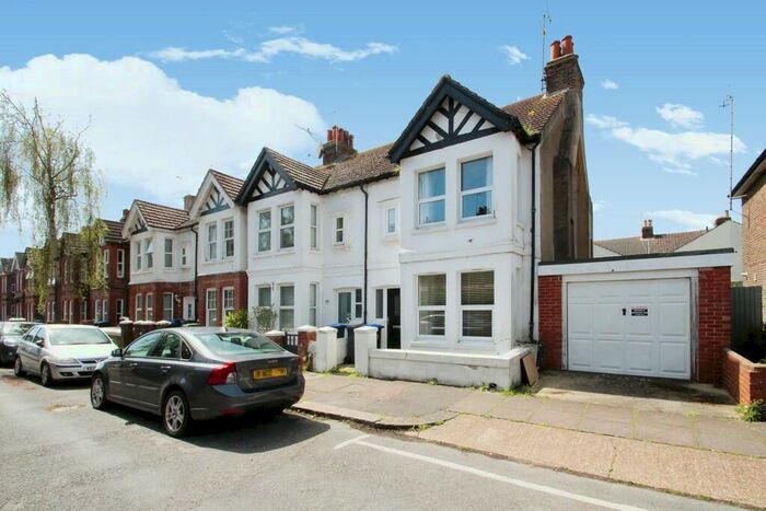 2 Bedroom End Of Terrace House To Rent In St. Anselms Road, Worthing, BN14