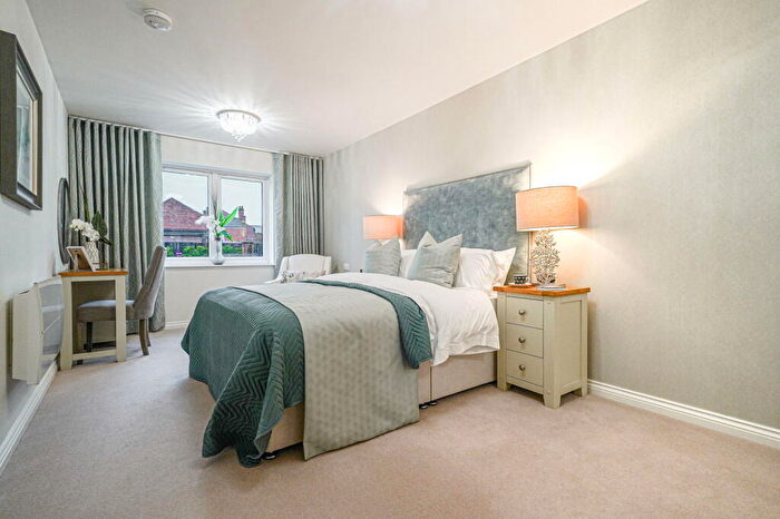 2 Bedroom Retirement Property For Sale In Apartment, Bower Lodge, Shirley, B90