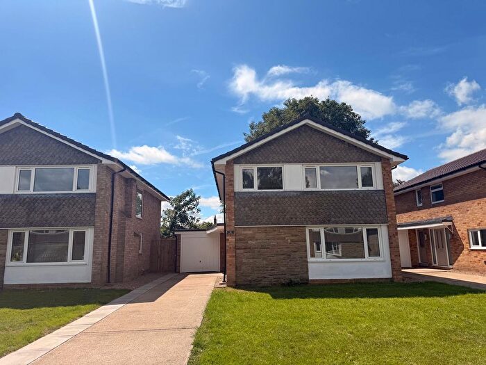4 Bedroom Property To Rent In Linton Place, Linton On Ouse, York, YO30