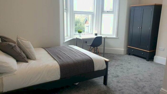 1 Bedroom House Of Multiple Occupation To Rent In Barrack Road, Exeter, Devon, EX2