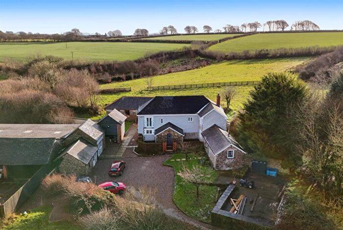 5 Bedroom Detached House For Sale In Langtree, Torrington, EX38