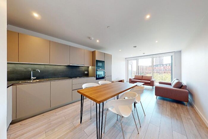 2 Bedroom Apartment To Rent In Park Central West, SE17