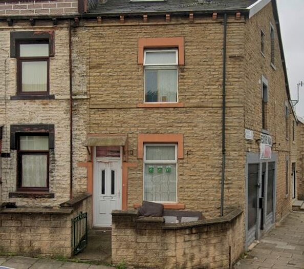 5 Bedroom Property To Rent In Harewood Street, Bradford, BD3