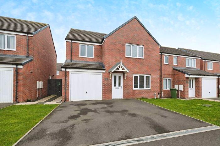 4 Bedroom Detached House For Sale In Etal Drive, Amble, NE65