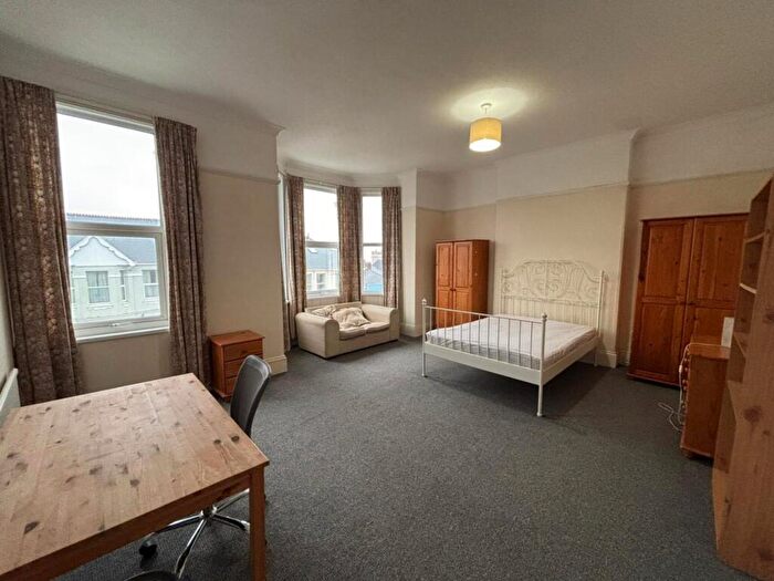 5 Bedroom House To Rent In Salcombe Road, Plymouth, PL4