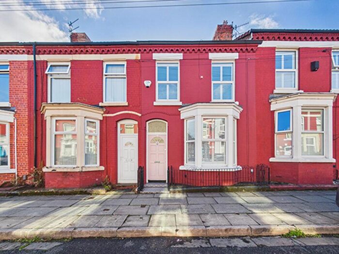 3 Bedroom Terraced House For Sale In Rosslyn Street, Aigburth, Liverpool., L17