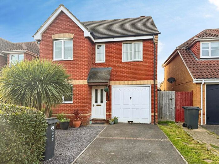 3 Bedroom Detached House To Rent In Colman Park, Swindon, Wilts, SN25