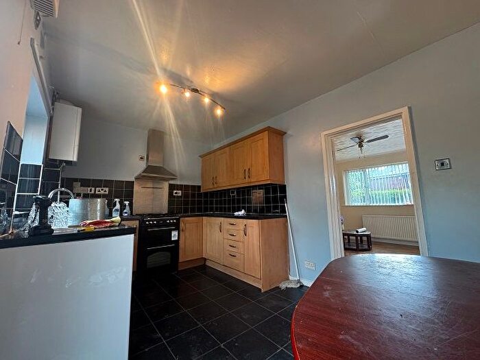 3 Bedroom Terraced House To Rent In Rolleston Road, Sheffield, S5