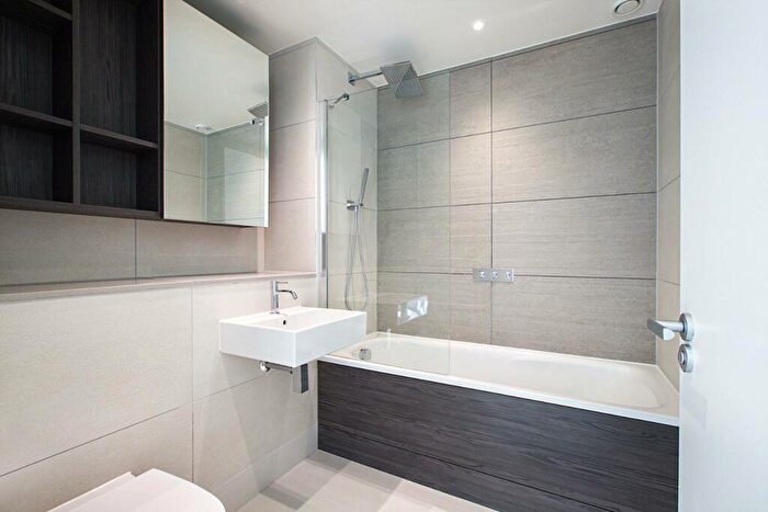 2 Bedroom Apartment To Rent In Marshgate Lane, London, E15