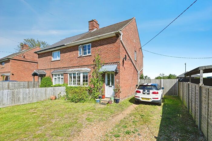 3 Bedroom Semi-Detached House For Sale In St. Marys Terrace, Middleton, King's Lynn, Norfolk, PE32