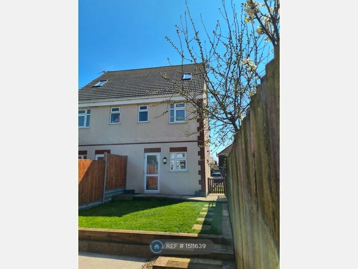 2 Bedroom Semi-Detached House To Rent In Springtide Cottages, Lydd, TN29