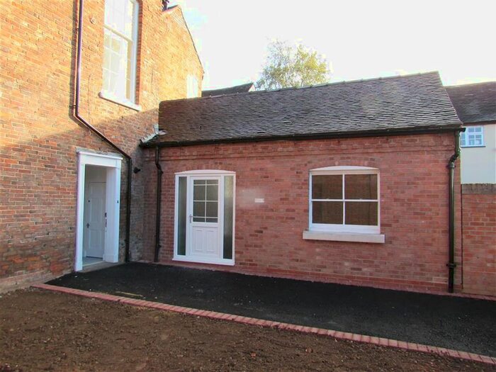 1 Bedroom Flat To Rent In Lichfield Street, Tamworth, B79