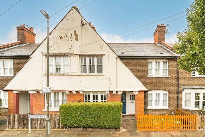 2 Bedroom Property For Sale In Derinton Road, Tooting, SW17