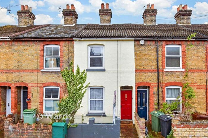 2 Bedroom Terraced House For Sale In Cross Street, Maidstone, Kent, ME14
