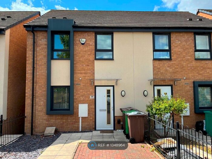 3 Bedroom Semi-Detached House To Rent In St. Matthias Road, Nottingham, NG3