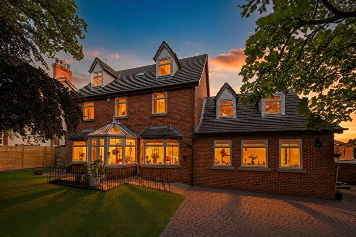 5 Bedroom Detached House For Sale In Chapeltown Road, Bromley Cross, Bolton, BL7