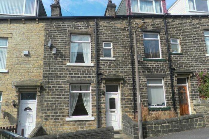 3 Bedroom Terraced House To Rent In Exeter Street, Sowerby Bridge HX6