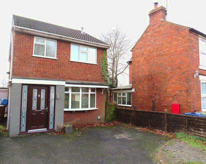 3 Bedroom Detached House To Rent In John Street, Cannock, WS11