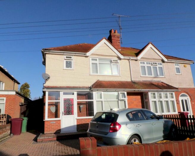 3 Bedroom Semi-Detached House To Rent In Norcot Road, Tilehurst, RG30