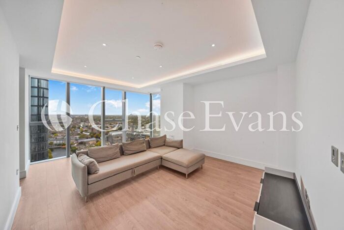 1 Bedroom Flat To Rent In Bollinder Place, City Road, Islington, London, EC1V