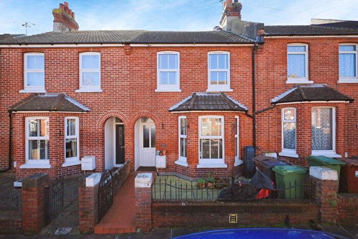 3 Bedroom Terraced House To Rent In Monceux Road, BN21