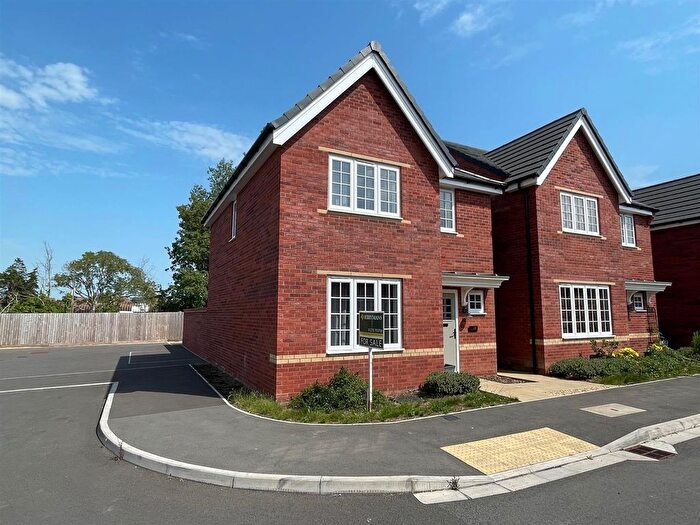 3 Bedroom Detached House For Sale In Ryeland Street, Highbridge, TA9