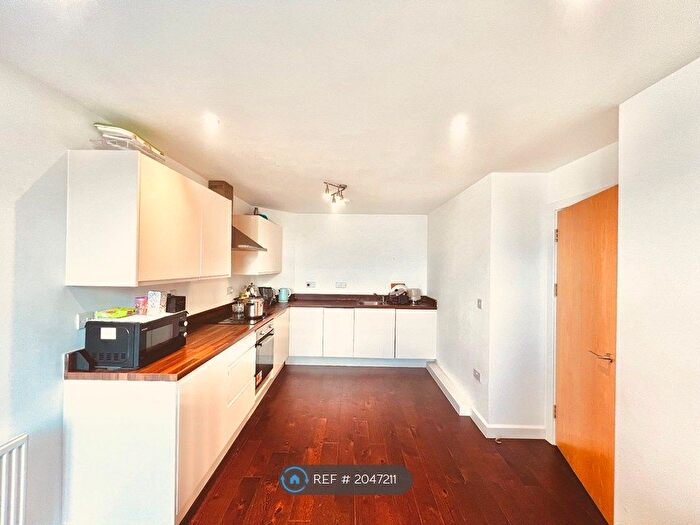 2 Bedroom Flat To Rent In Brickdale House, Stevenage, SG1