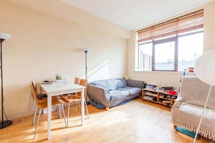 1 Bedroom Flat To Rent In Prescot Street, Aldgate, London, E1
