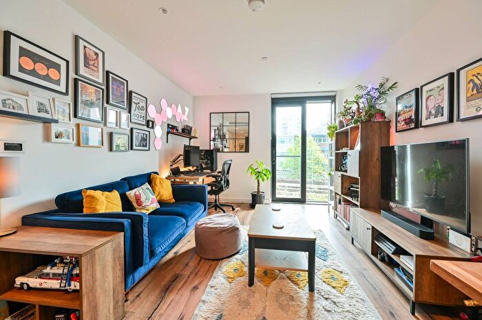1 Bedroom Flat For Sale In Albert Embankment, Albert Embankment, London, SE1