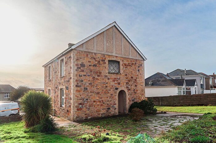 1 Bedroom Flat To Rent In Edgcumbe Gardens, Newquay, TR7