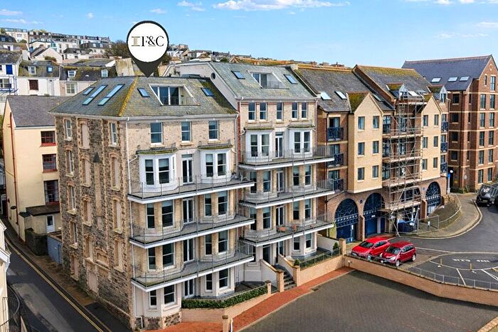 2 Bedroom Apartment For Sale In Sommers Crescent, Ilfracombe, Devon, EX34