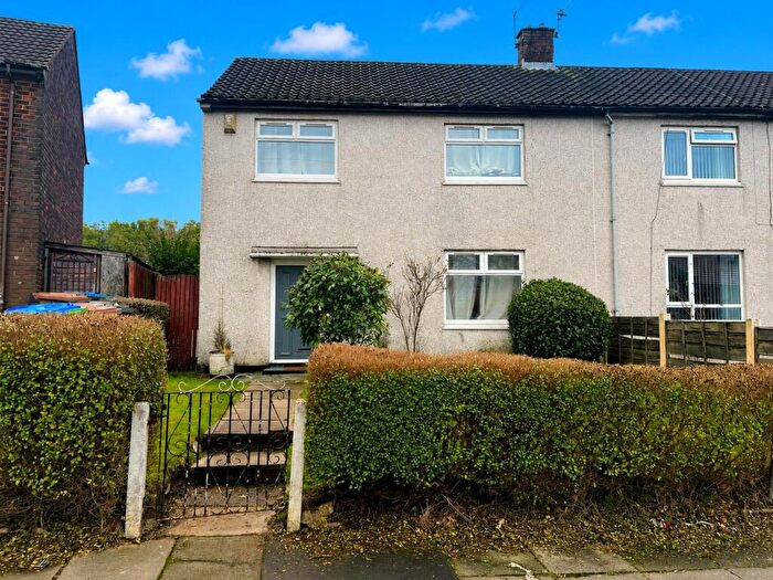 3 Bedroom End Of Terrace House For Sale In Newton Crescent, Middleton, Manchester, M24
