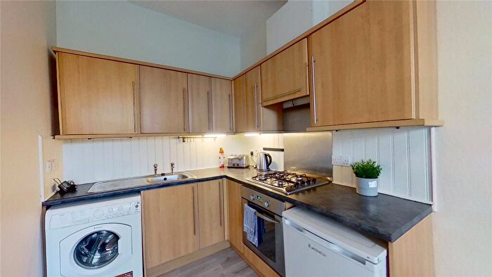 1 Bedroom Flat To Rent In Broughton Road, Broughton, Edinburgh, EH7